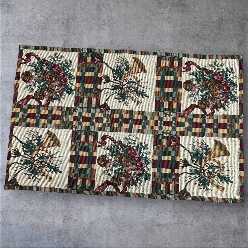 TAPESTRY CHRISTMAS PLACEMATS SET OF 6 Dillards Horns Jingle Bells Traditonal VTG